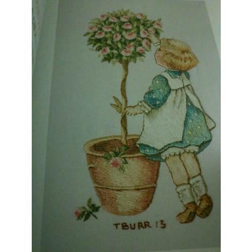 崔西的微型刺绣小画：复古人像和花鸟