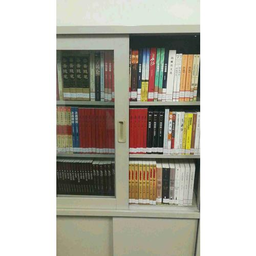 莎士比亚四大喜剧珍藏版套装（共八册）